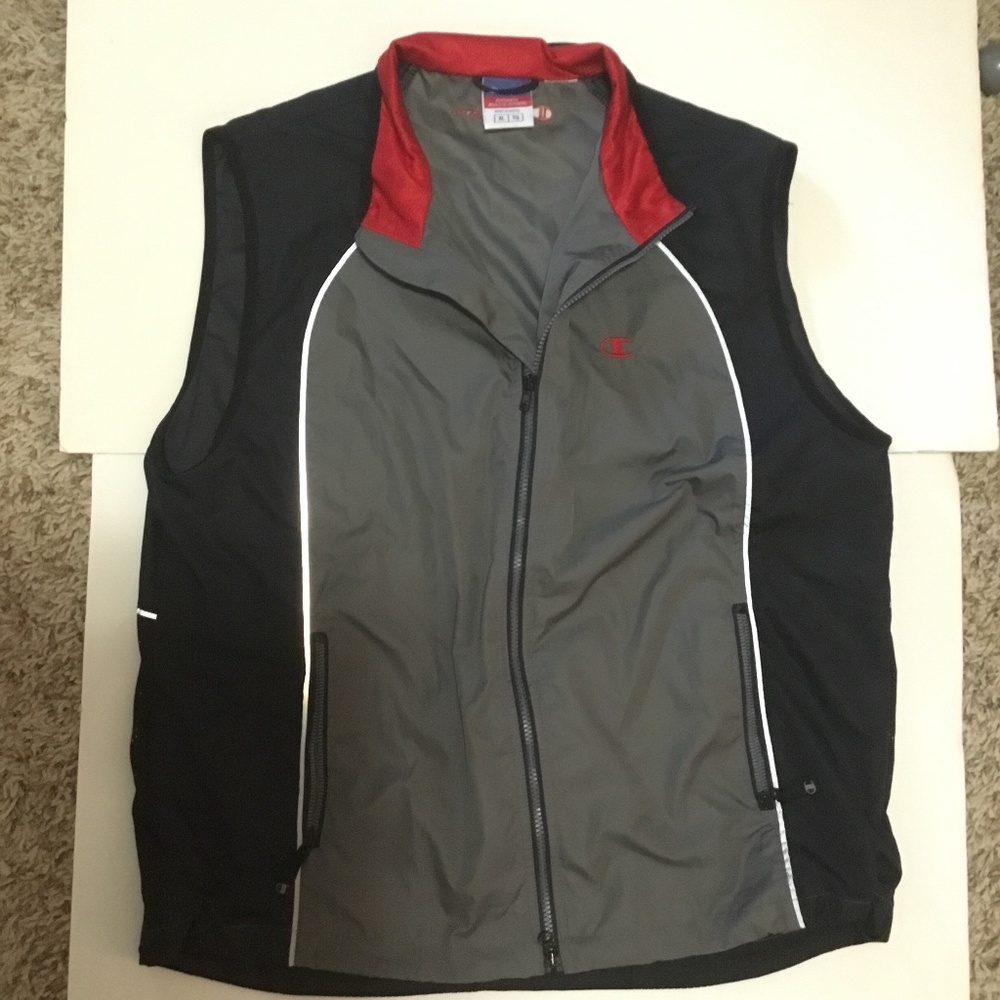 Champion Outfit with Vest and Pants XL